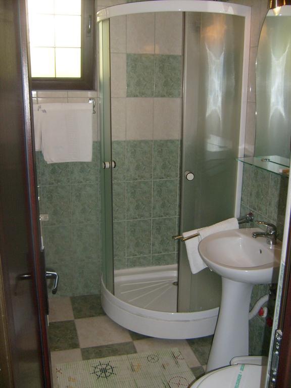 Hotel Pensiunea Speranta Sovata Camera foto